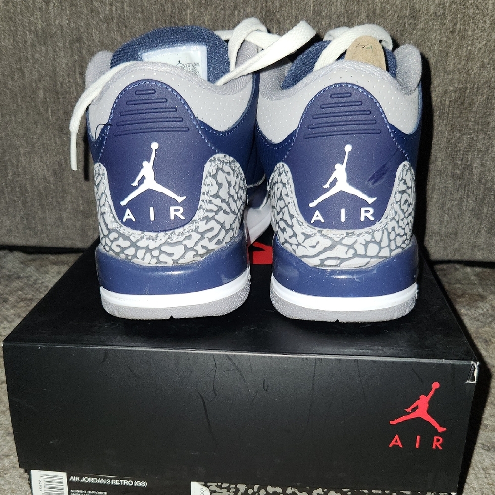 Nike Air Jordan 3 Midnight Navy/Gray Retro Sneakers